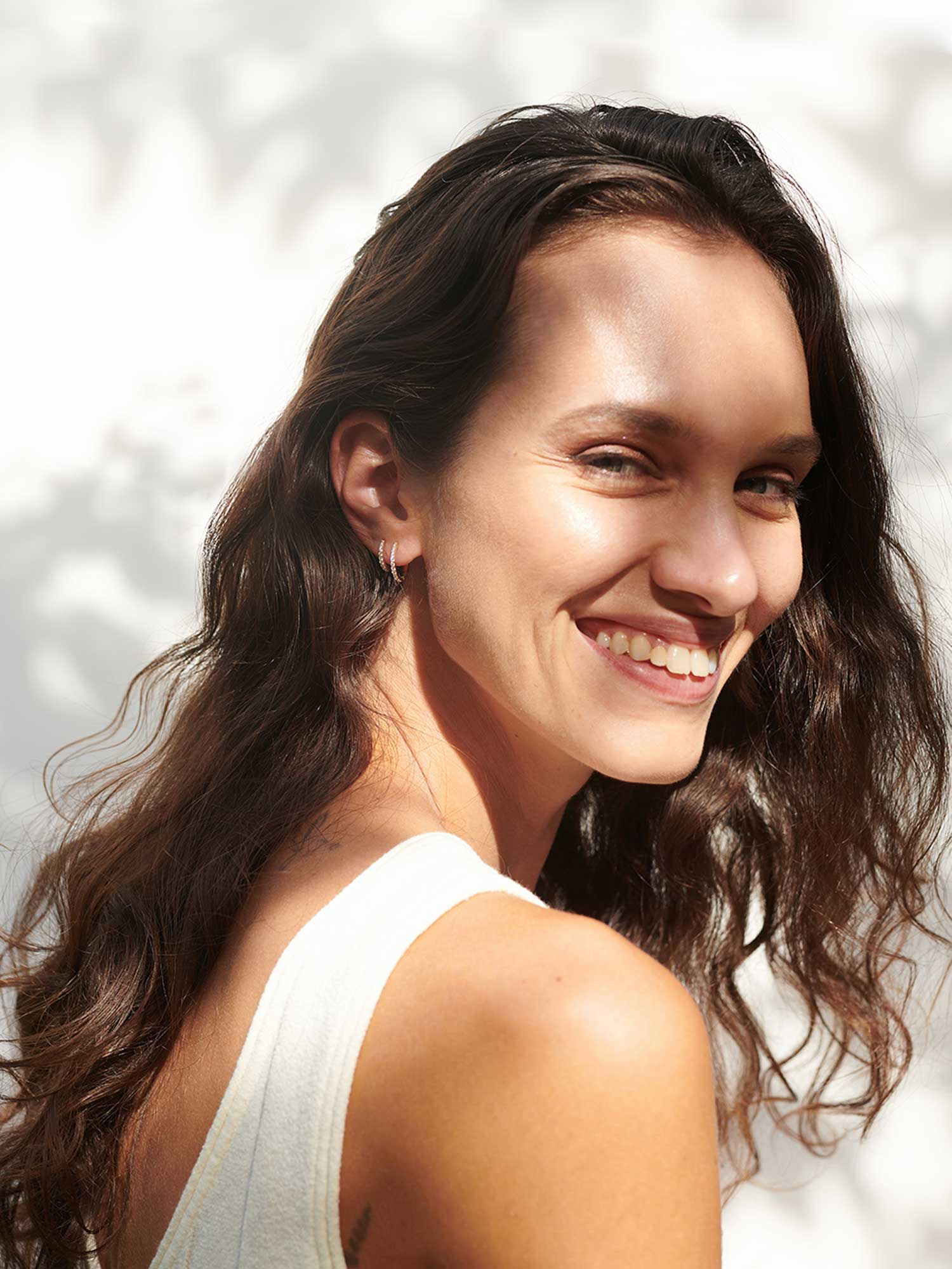 Mini Diamond Huggies | 14k Echtgold - Image 7