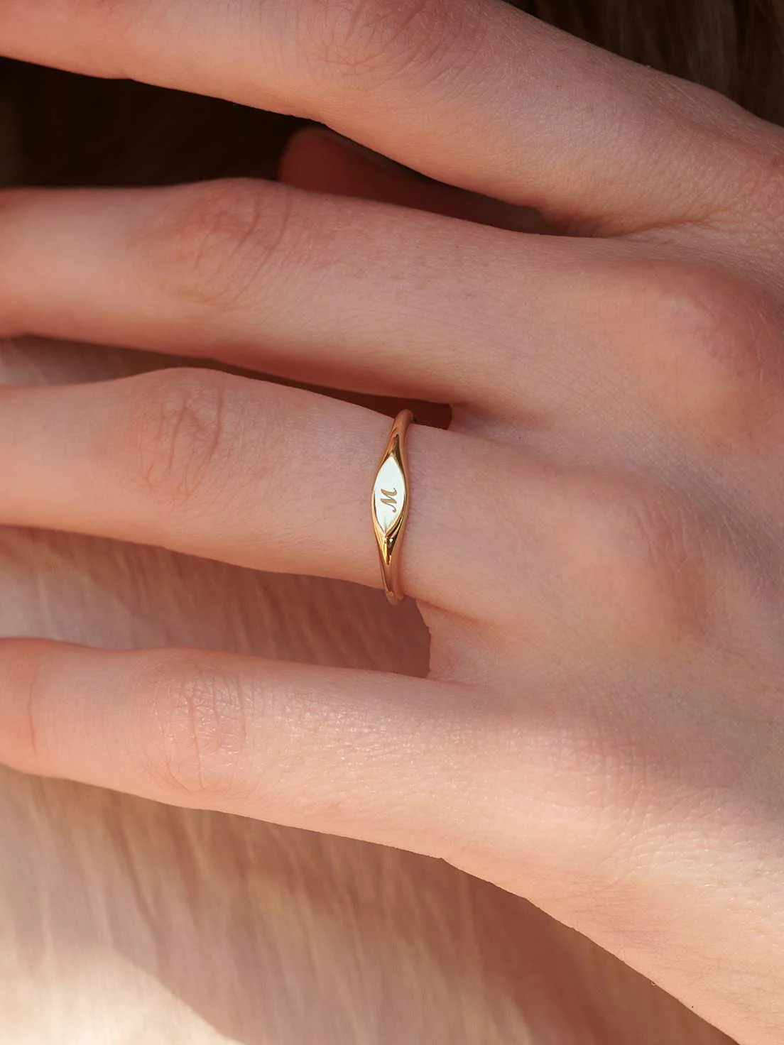 Signet Ring Becca | Personalisierbar - Image 3